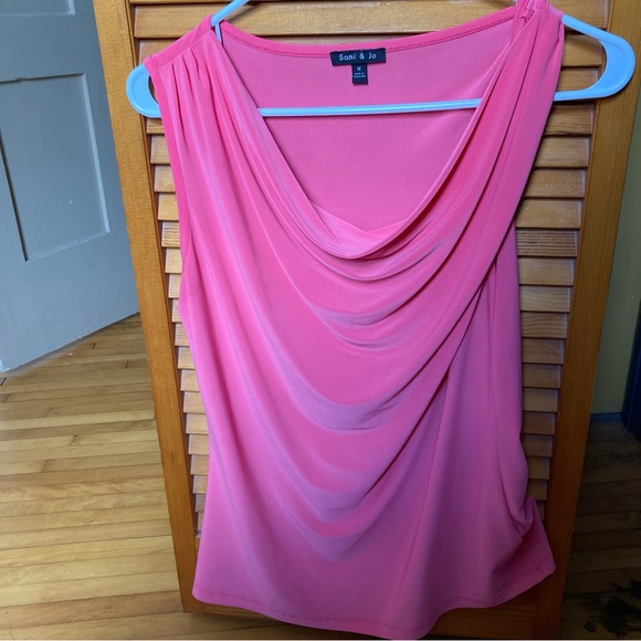 Pink Tanktop - Picture 1 of 2